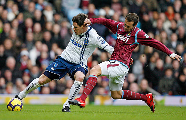 线曾多次在 线曾多次在