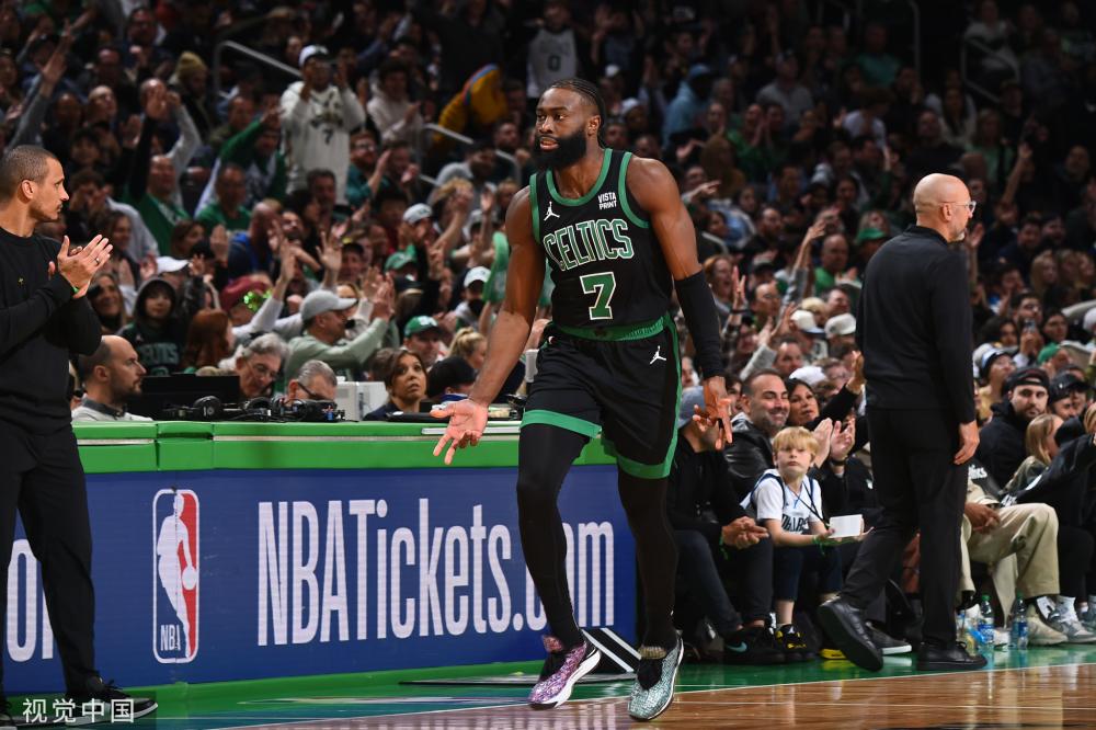 动向世界展 动向世界展