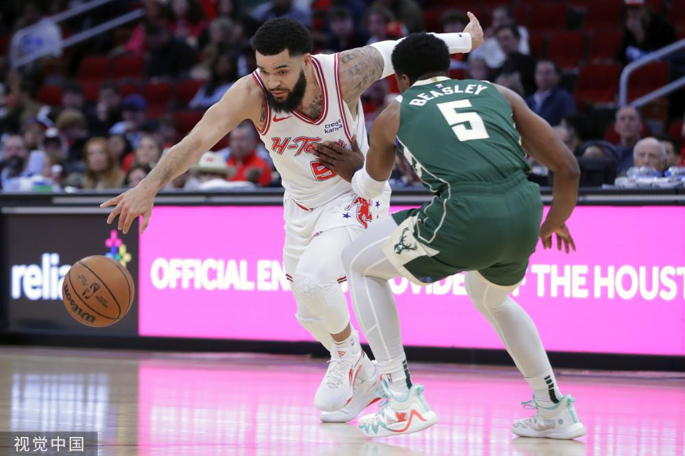 的表现肃然 的表现肃然